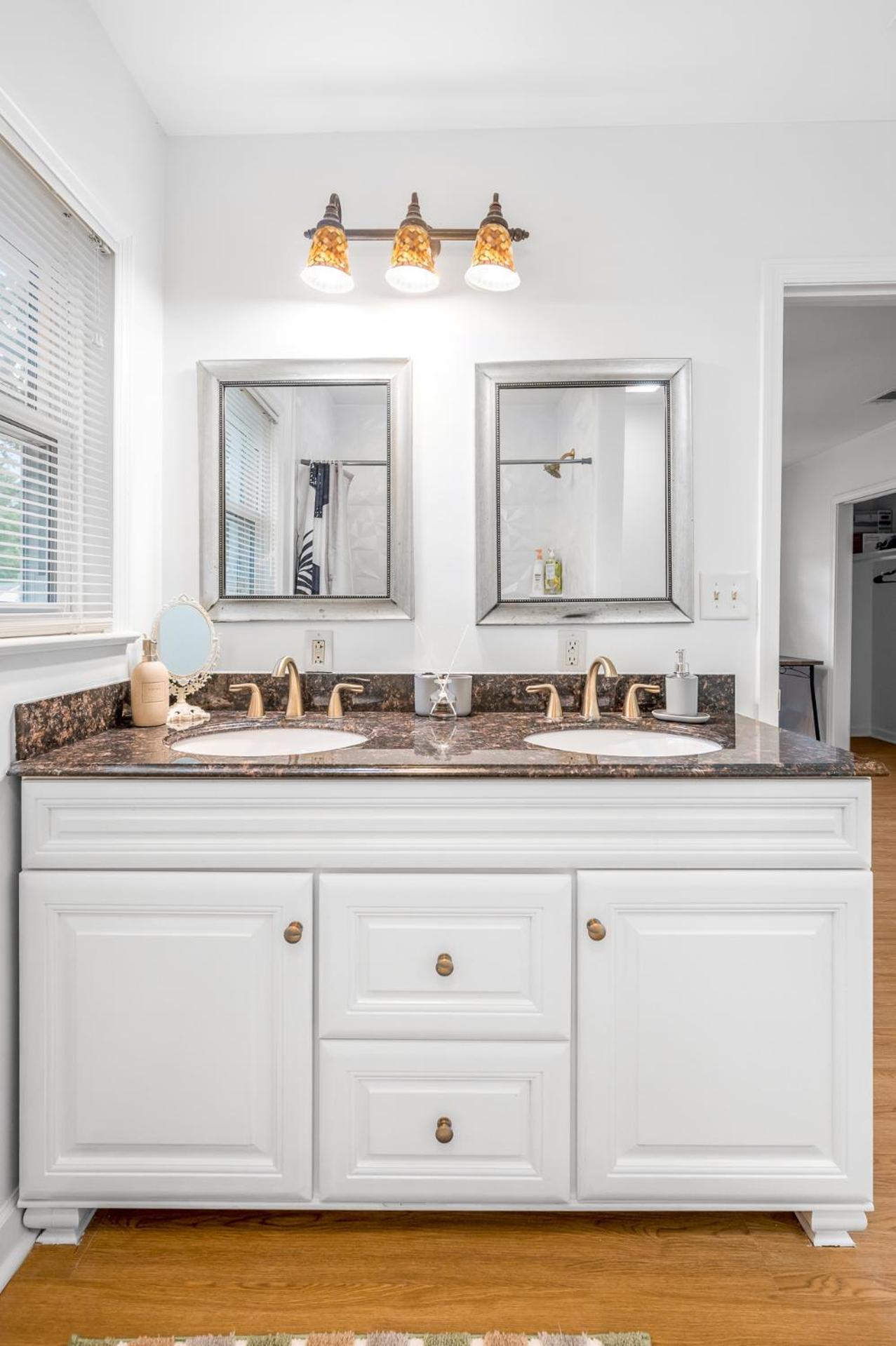 Southern Charm Getaway- 3Br In Park Circle Charleston Exterior photo